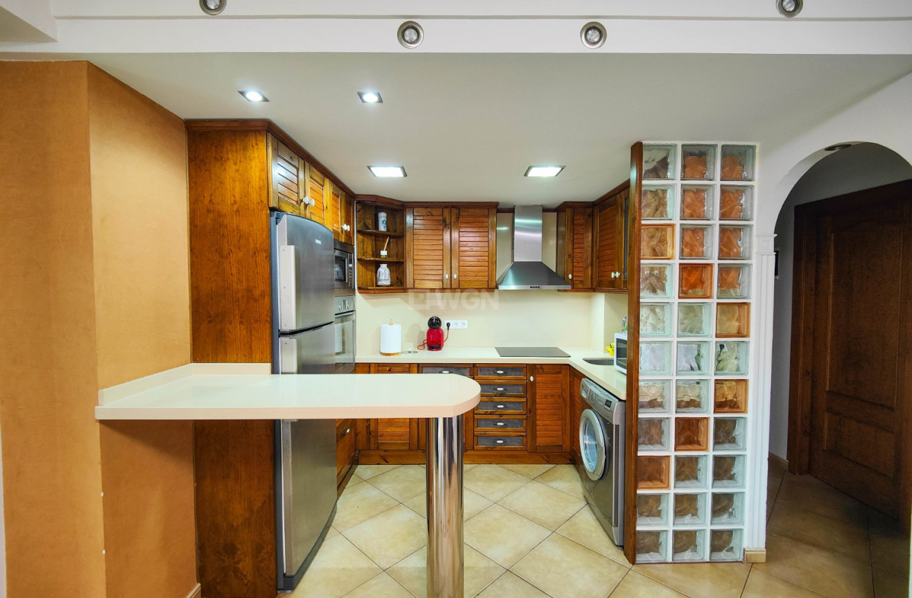 Resale - Apartment / flat - Torrevieja - Costa Blanca