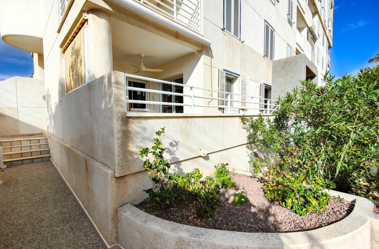 Resale - Apartment / flat - Torrevieja - Costa Blanca