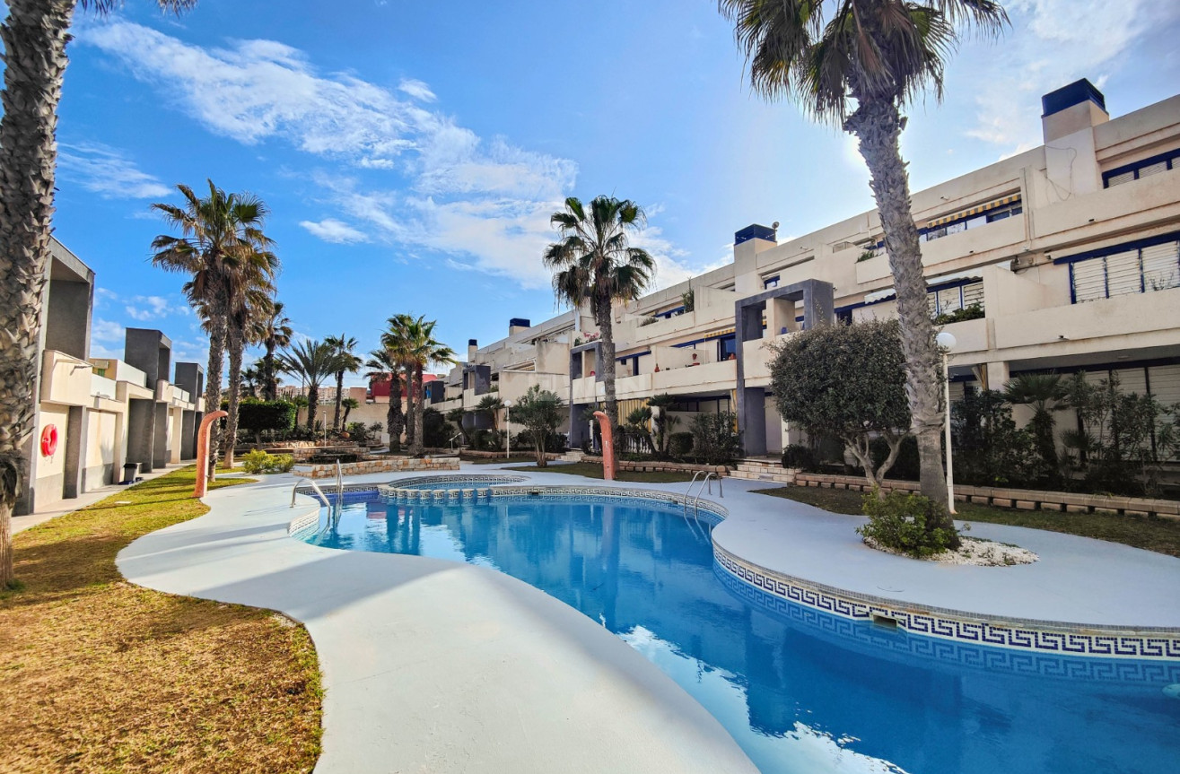 Resale - Apartment / flat - Torrevieja - Costa Blanca