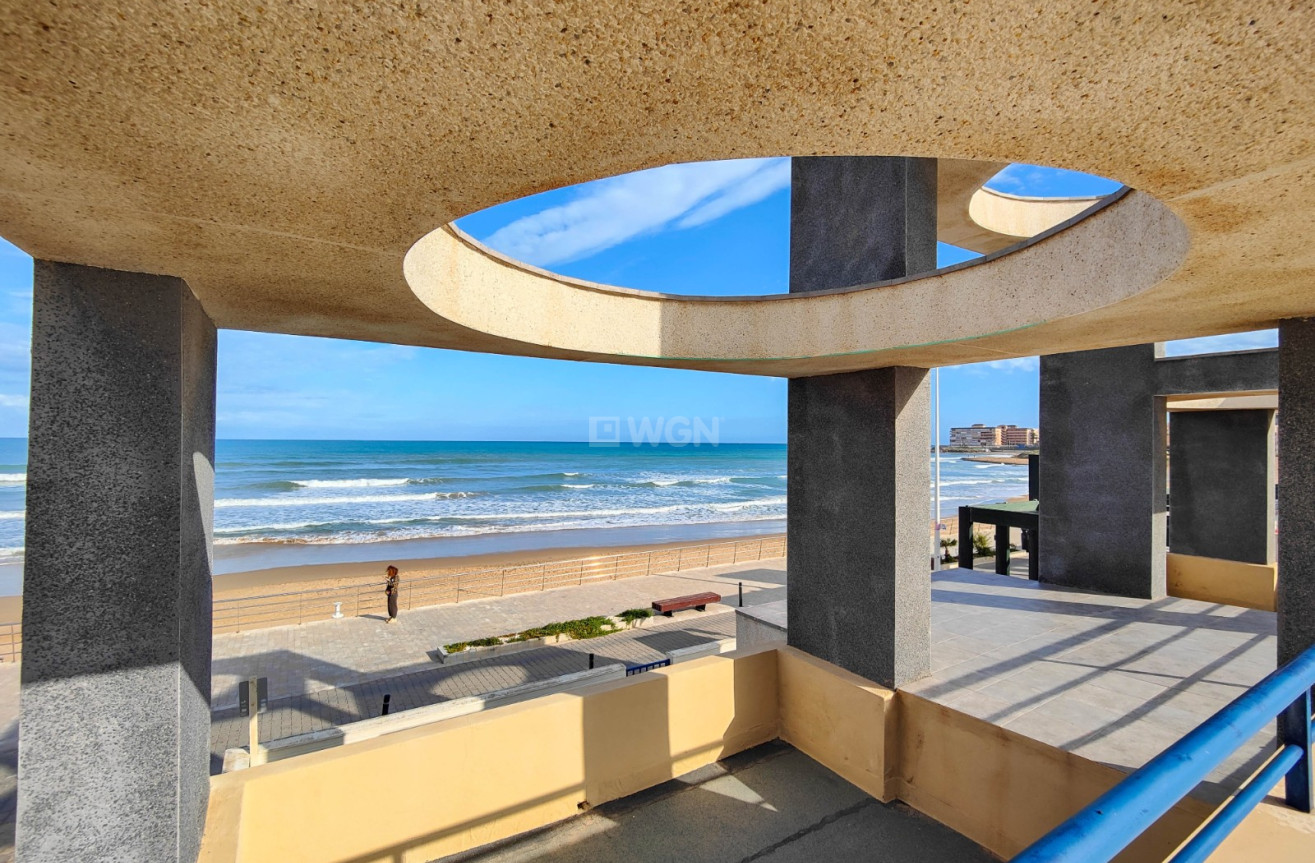 Resale - Apartment / flat - Torrevieja - Costa Blanca