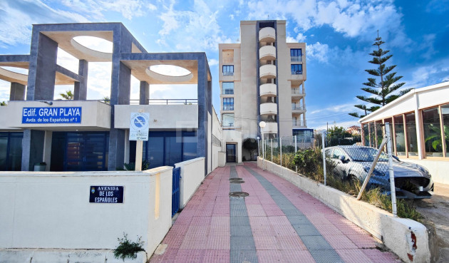 Resale - Apartment / flat - Torrevieja - Costa Blanca