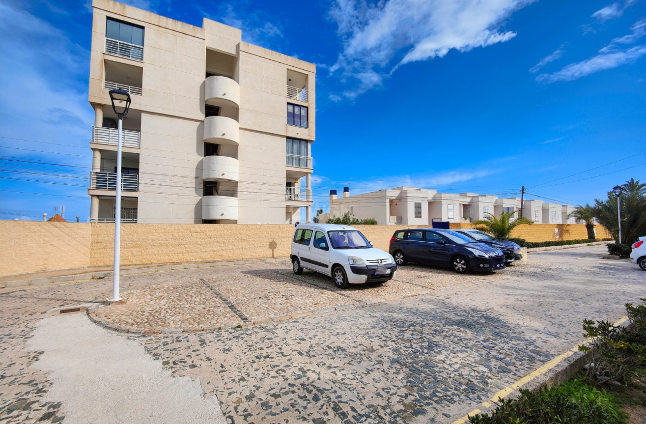 Resale - Apartment / flat - Torrevieja - Costa Blanca