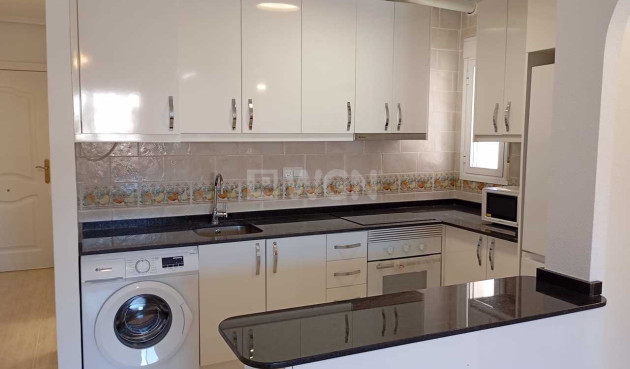 Reventa - Apartamento / piso - Villamartin - Costa Blanca