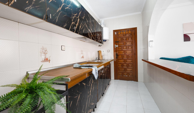 Resale - Villa - Torrevieja - Nueva Torrevieja