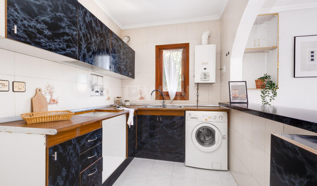 Resale - Villa - Torrevieja - Nueva Torrevieja