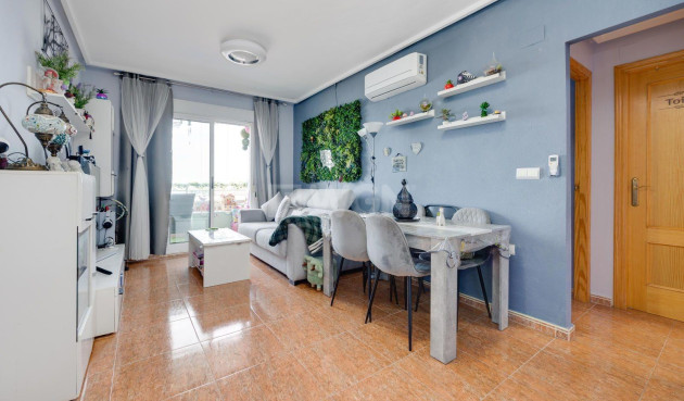 Odsprzedaż - Mieszkanie w bloku - Torrevieja - Centro
