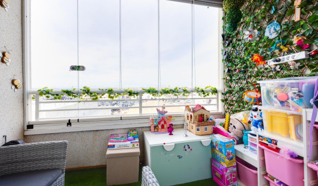 Odsprzedaż - Mieszkanie w bloku - Torrevieja - Centro