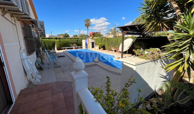 Resale - Villa - Cabo Roig - Costa Blanca