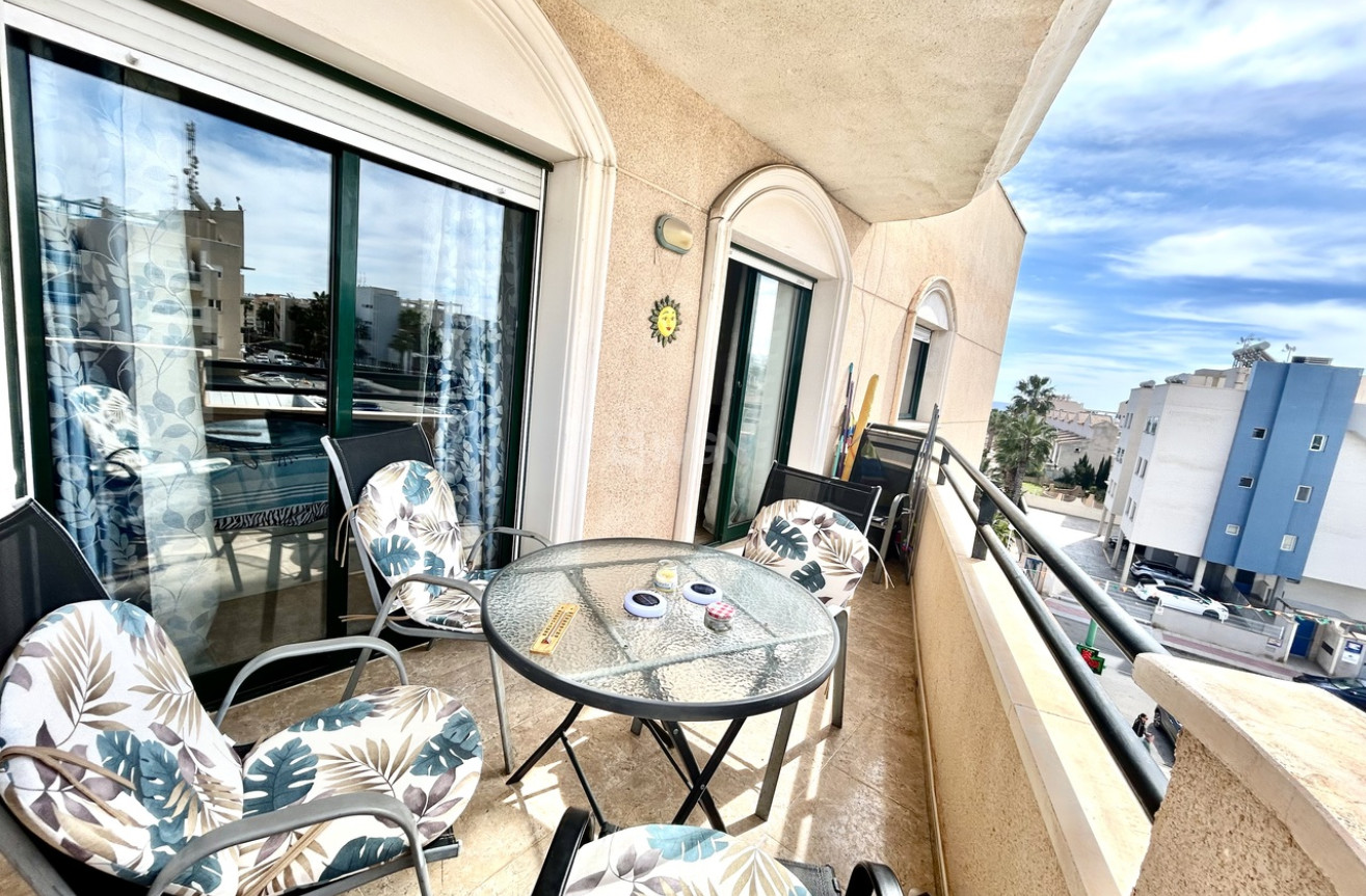 Resale - Apartment / flat - Cabo Roig - Costa Blanca