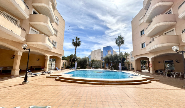 Resale - Apartment / flat - Cabo Roig - Costa Blanca