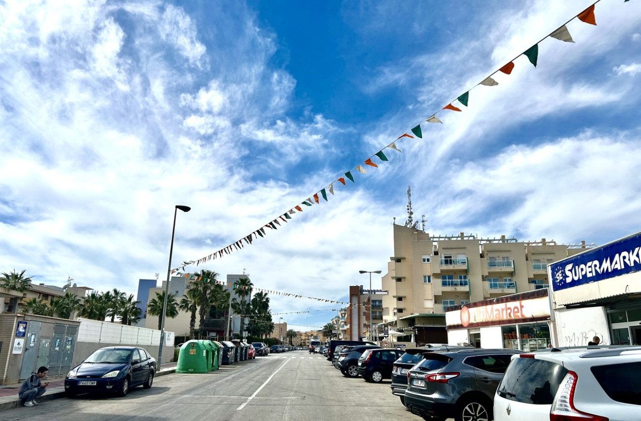 Resale - Apartment / flat - Cabo Roig - Costa Blanca