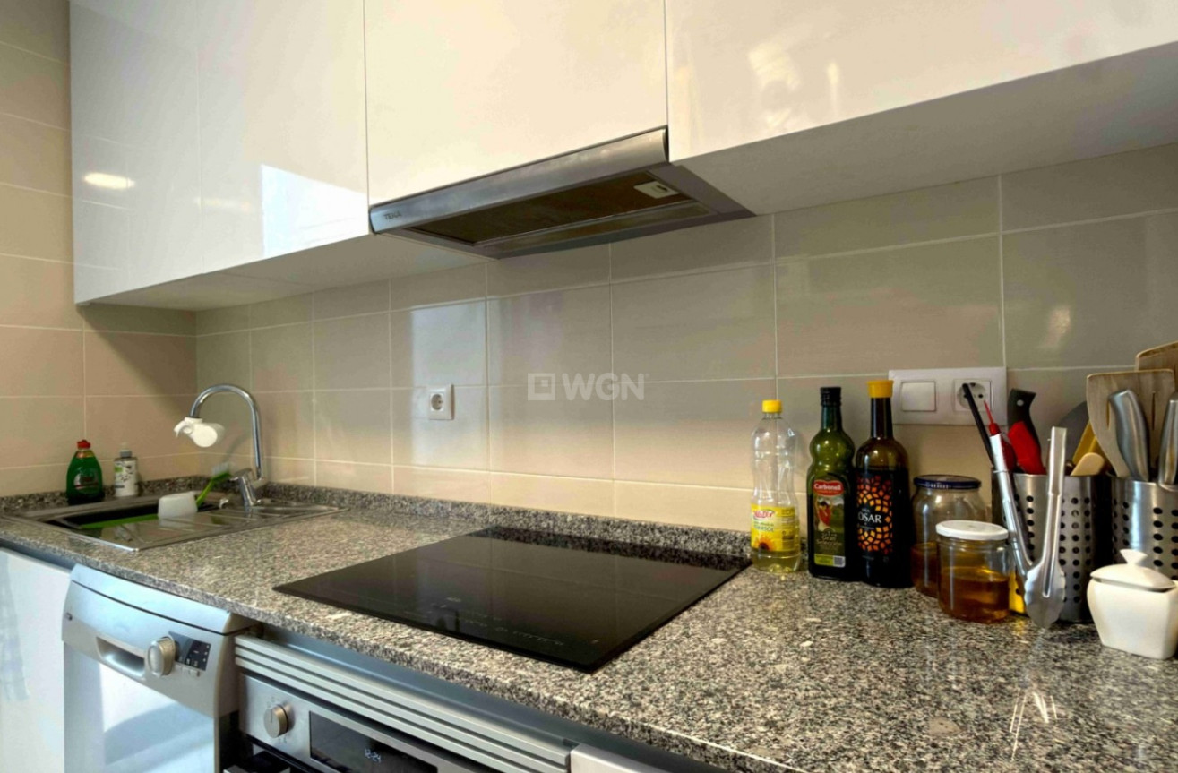 Odsprzedaż - Mieszkanie w bloku - San Miguel de Salinas - Inland