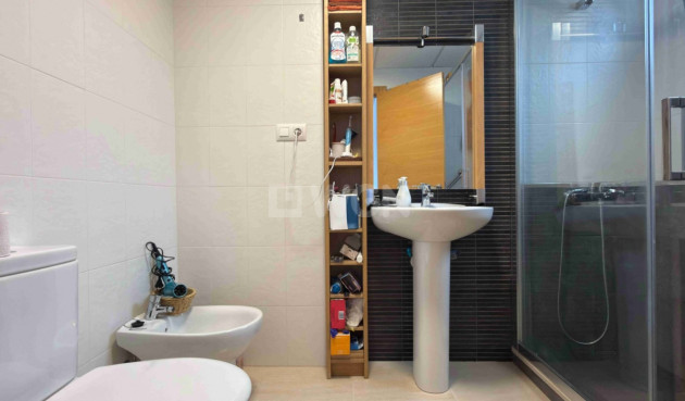 Odsprzedaż - Mieszkanie w bloku - San Miguel de Salinas - Inland