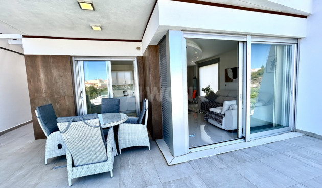 Resale - Villa - Villamartin - Costa Blanca