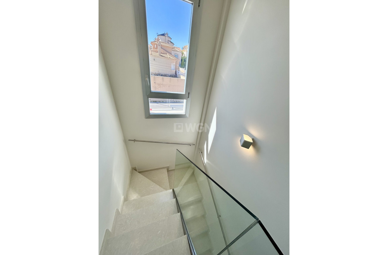 Resale - Villa - Villamartin - Costa Blanca