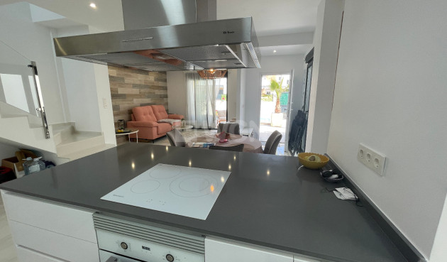 Resale - Villa - Benijofar - Costa Blanca