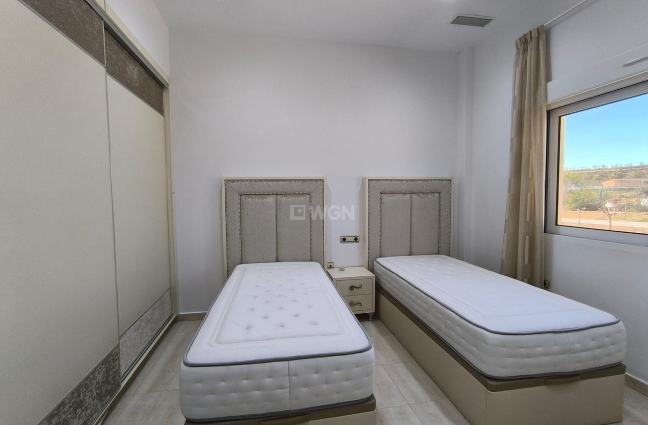 Resale - Villa - Pinoso - Inland