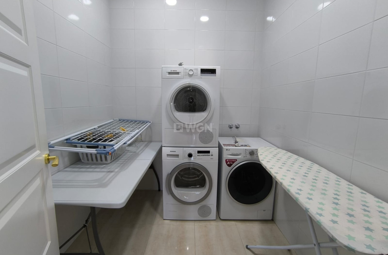 Resale - Villa - Pinoso - Inland