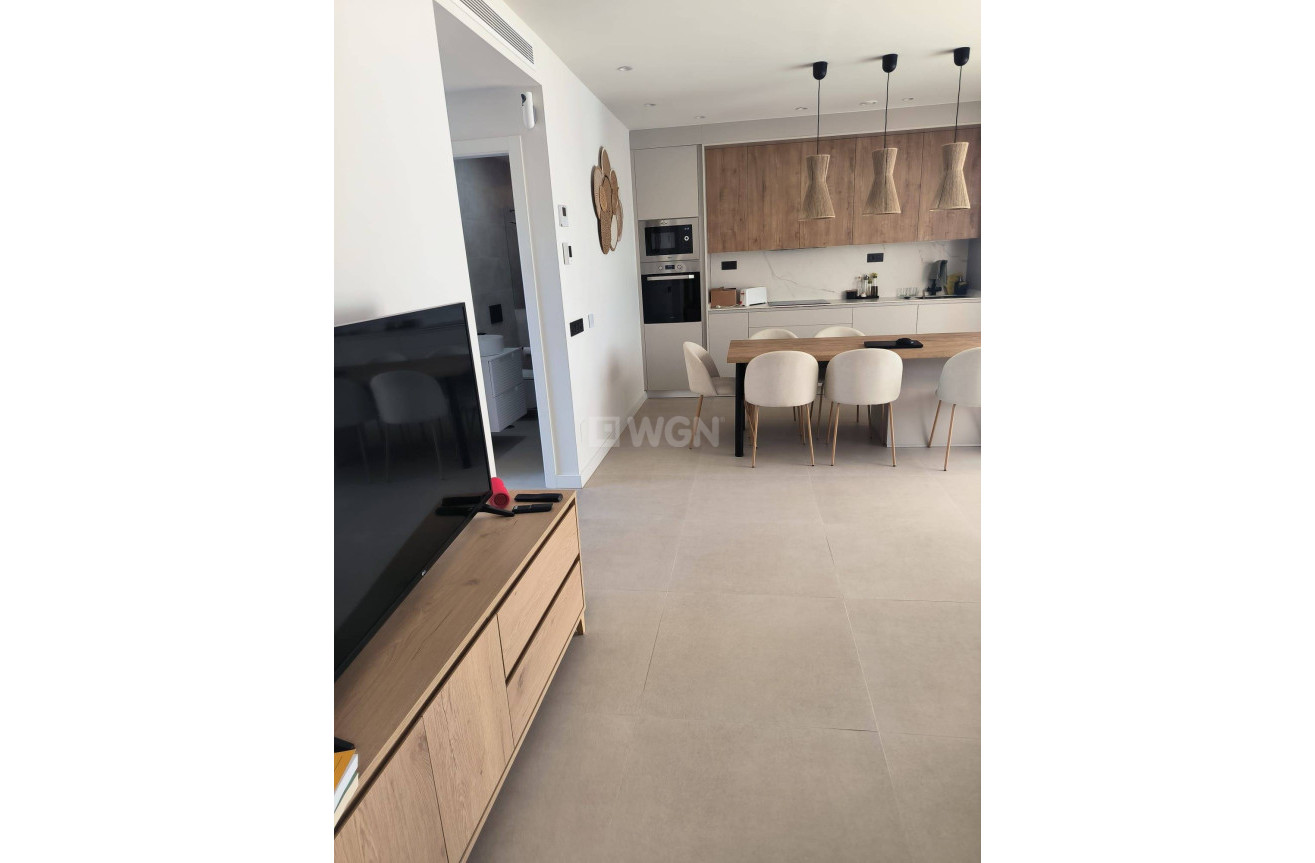 Resale - Bungalow - Pilar de la Horadada - El Mojón