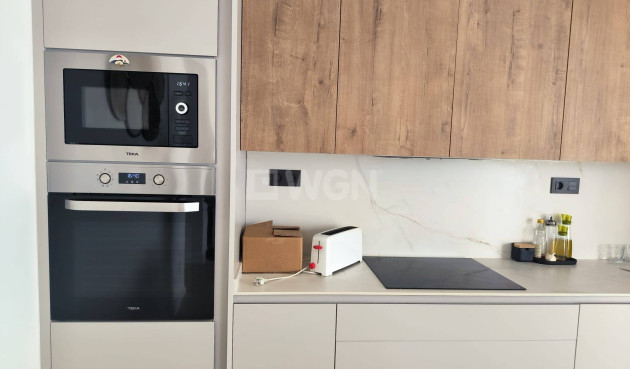 Resale - Bungalow - Pilar de la Horadada - El Mojón