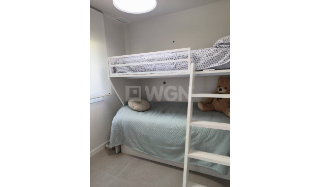 Resale - Bungalow - Pilar de la Horadada - El Mojón