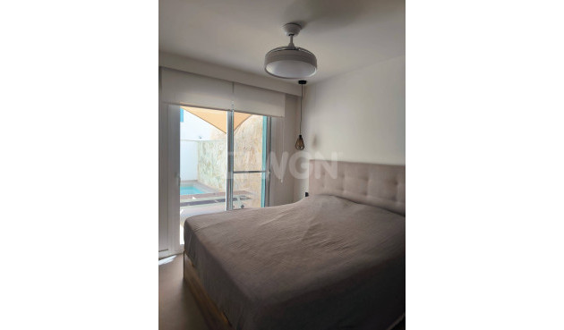 Resale - Bungalow - Pilar de la Horadada - El Mojón