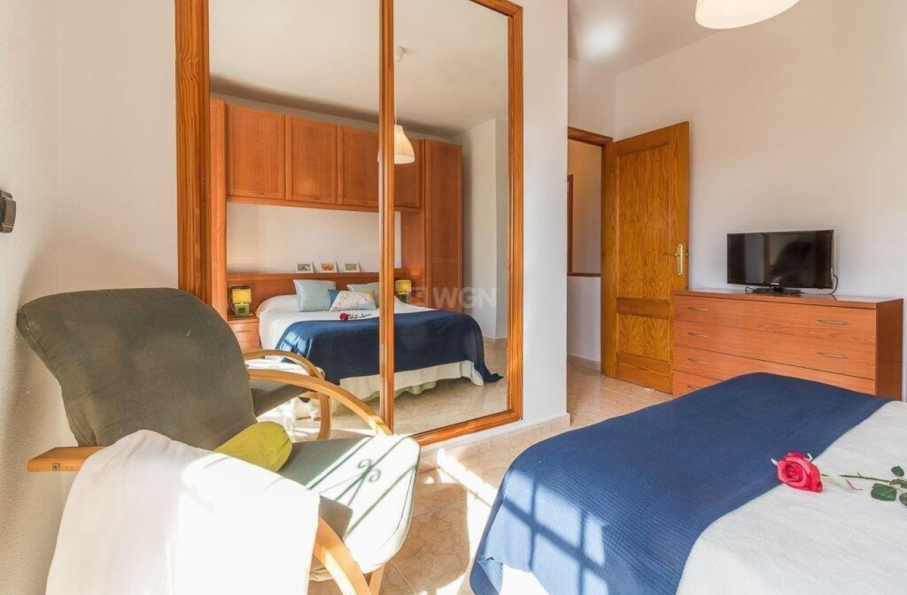 Resale - Villa - Orihuela Costa - Playa Flamenca