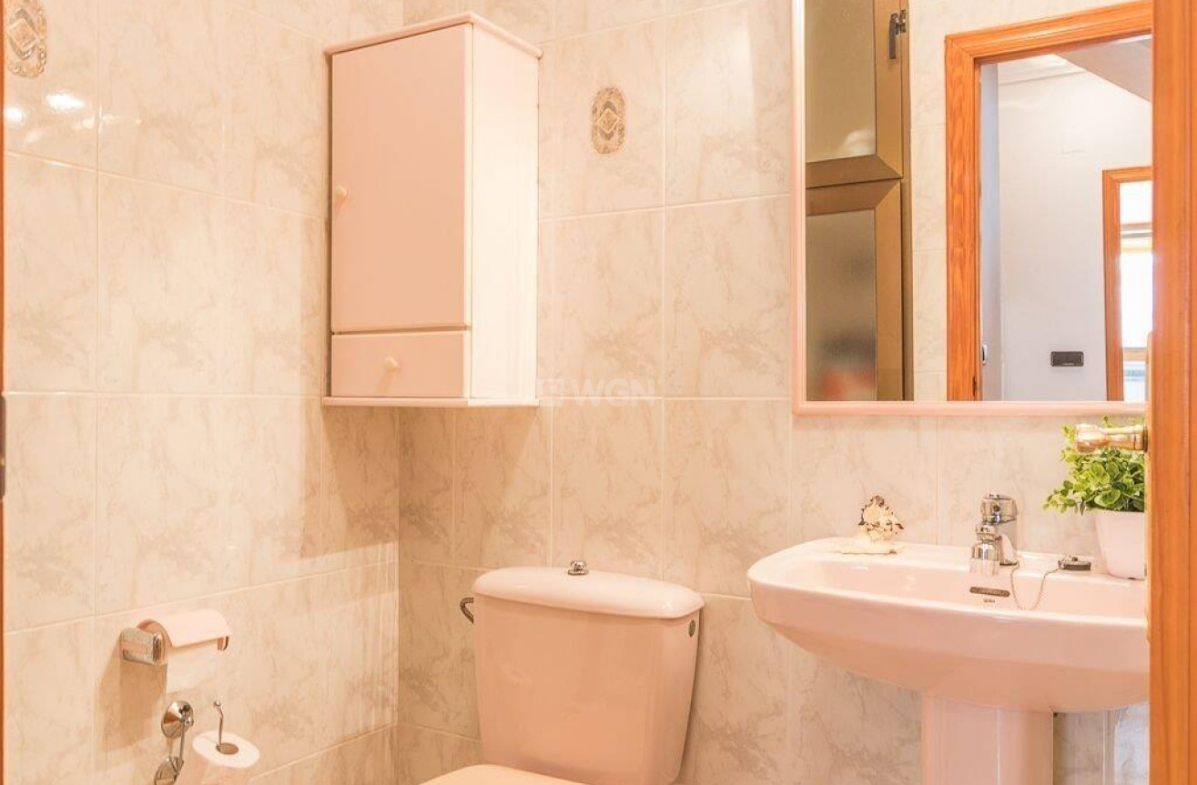 Resale - Villa - Orihuela Costa - Playa Flamenca