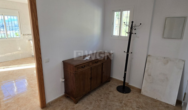 Resale - Villa - Alcaucín - Inland