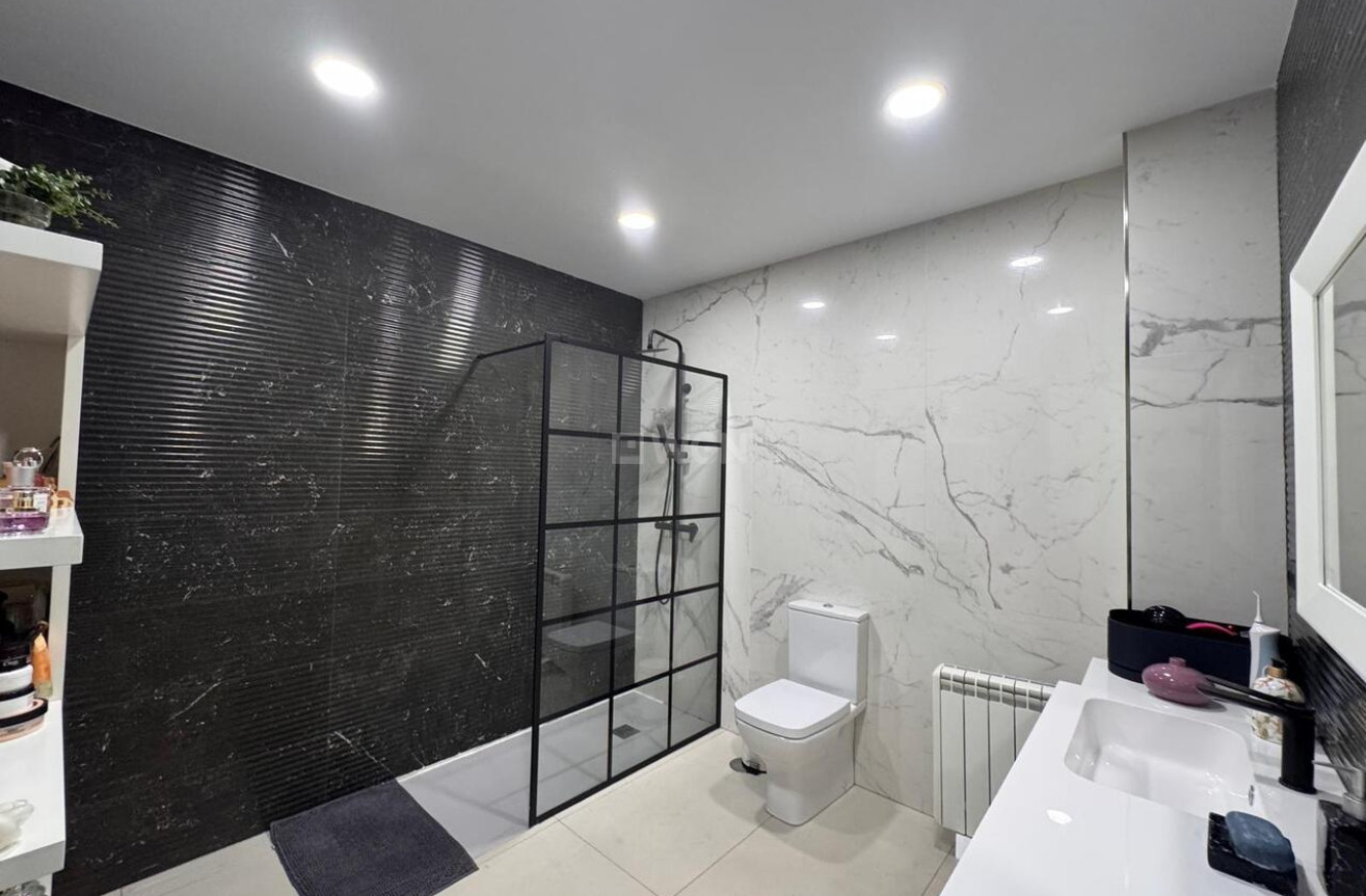 Resale - Villa - Vinuela - Inland