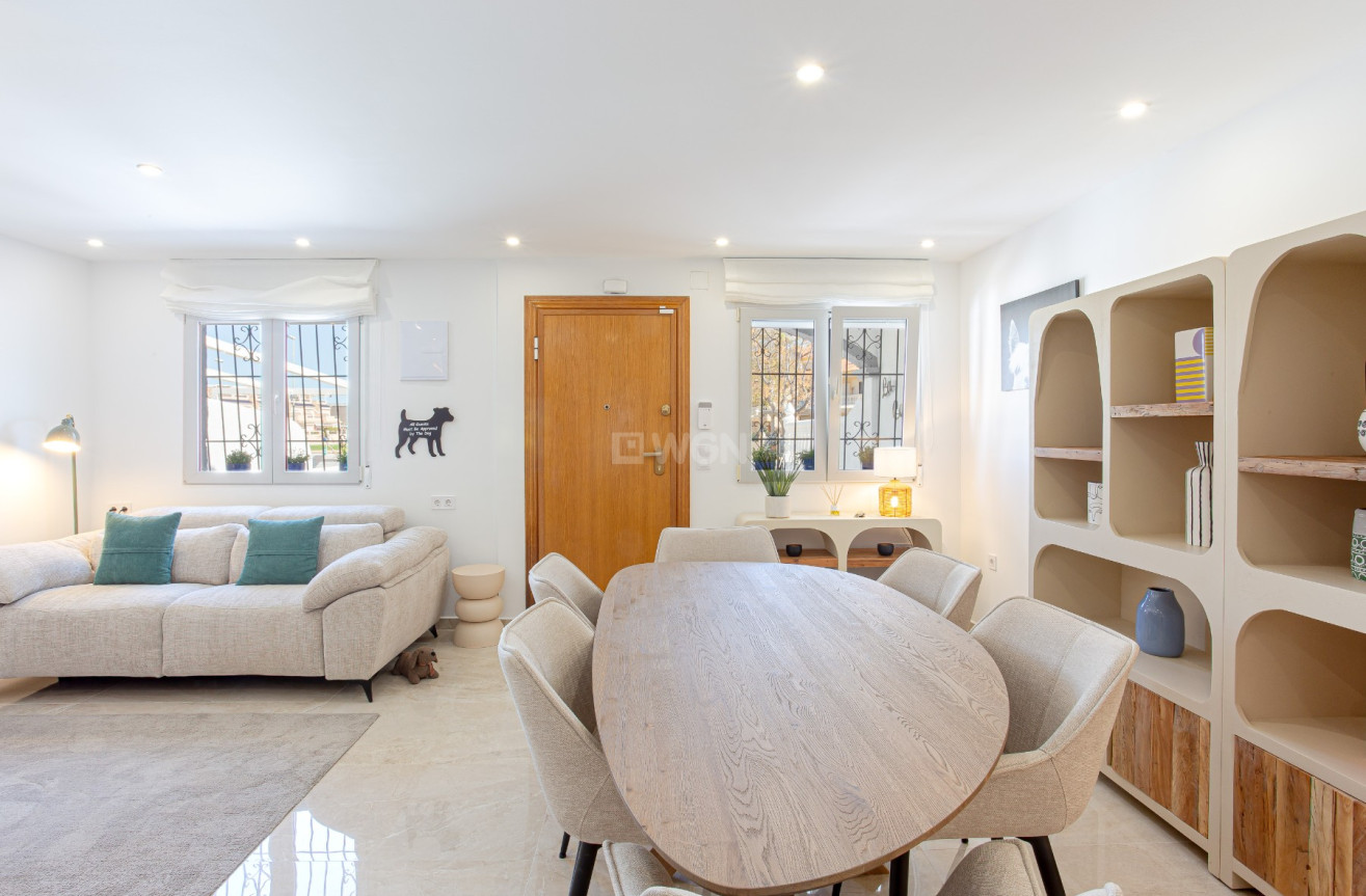 Resale - Villa - Pilar de la Horadada - Costa Blanca