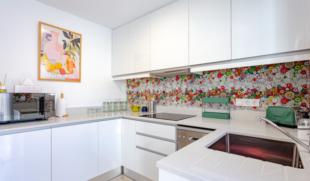 Resale - Villa - Pilar de la Horadada - Costa Blanca