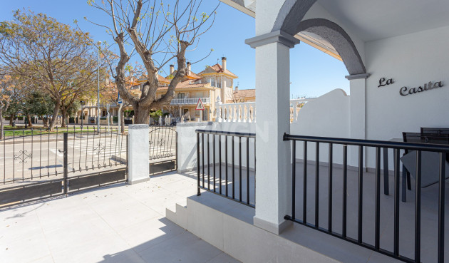Resale - Villa - Pilar de la Horadada - Costa Blanca