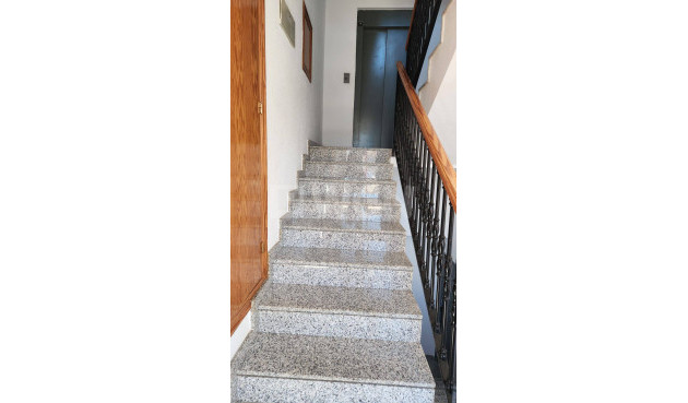 Odsprzedaż - Mieszkanie w bloku - San Javier