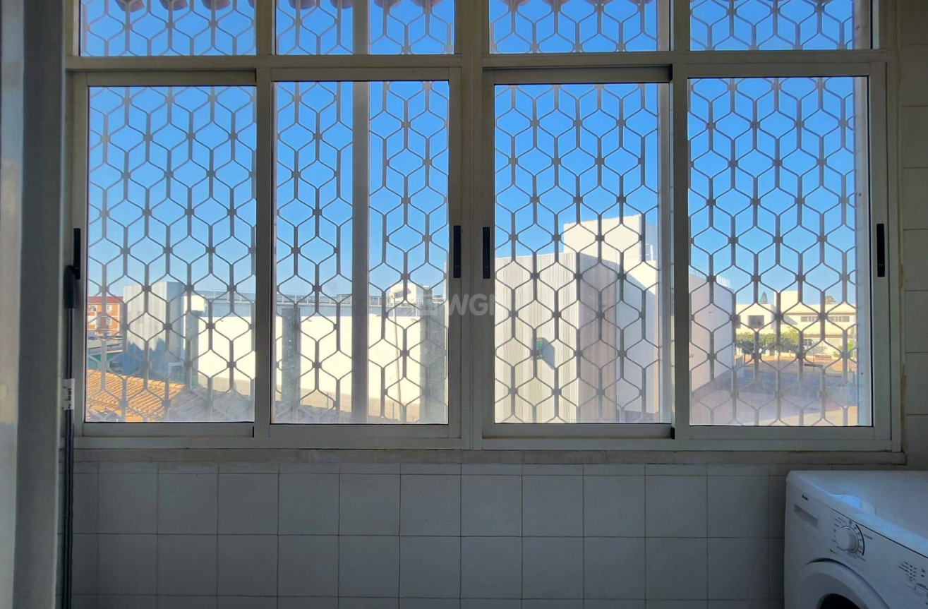 Odsprzedaż - Mieszkanie w bloku - San Javier