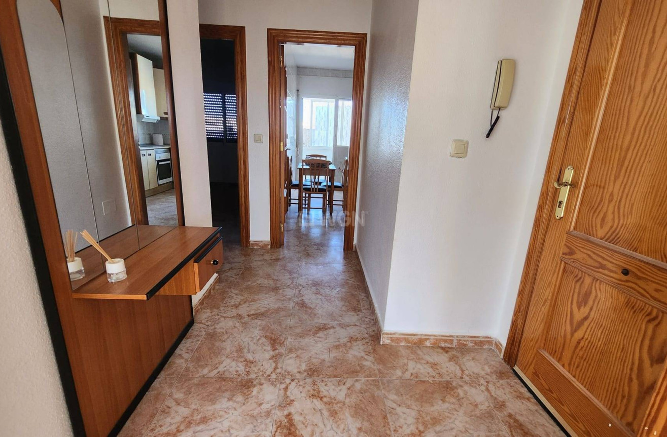 Odsprzedaż - Mieszkanie w bloku - San Javier