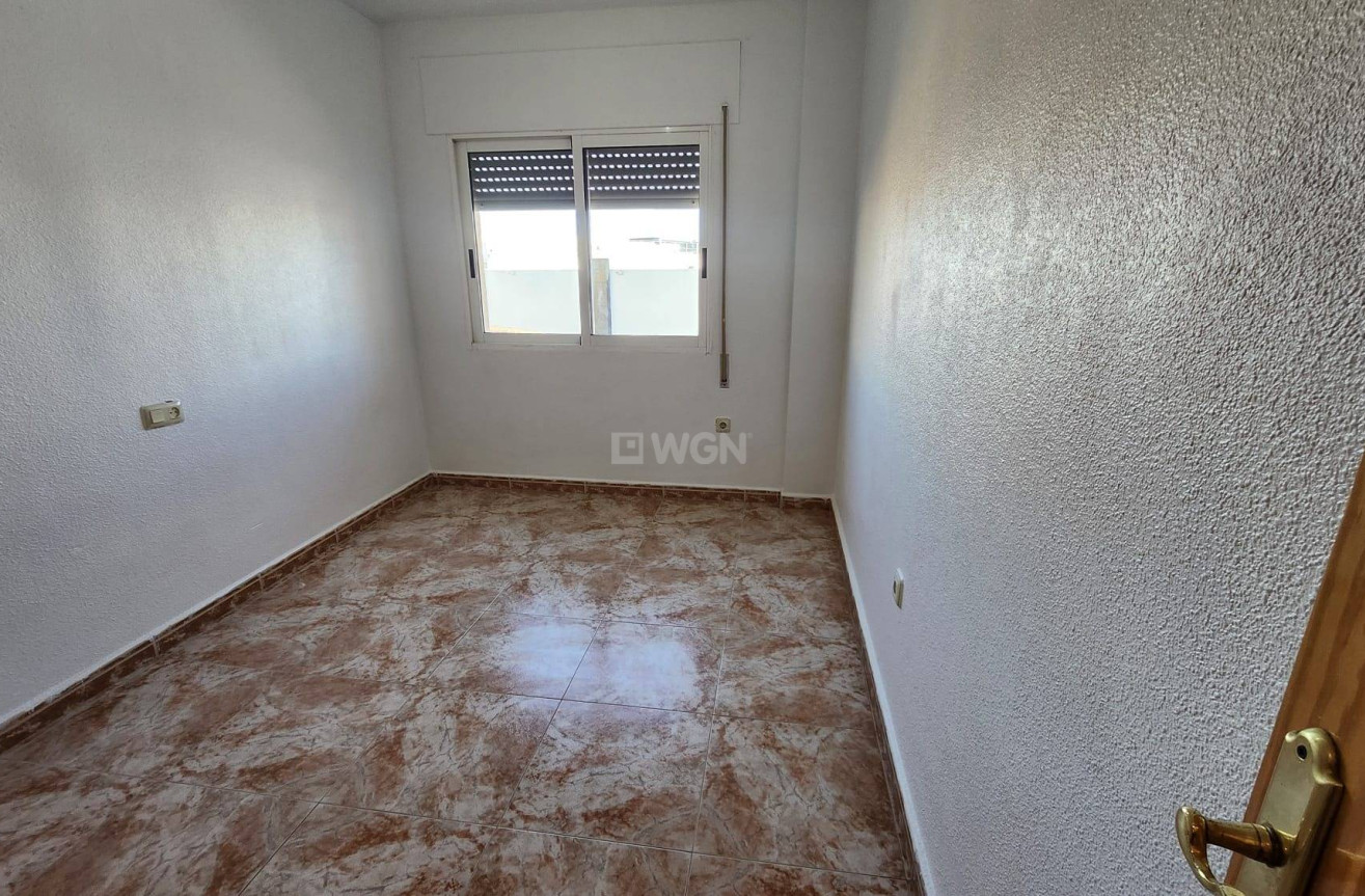 Odsprzedaż - Mieszkanie w bloku - San Javier