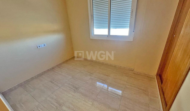 Odsprzedaż - Daszek - Guardamar del Segura - Puerto Deportivo