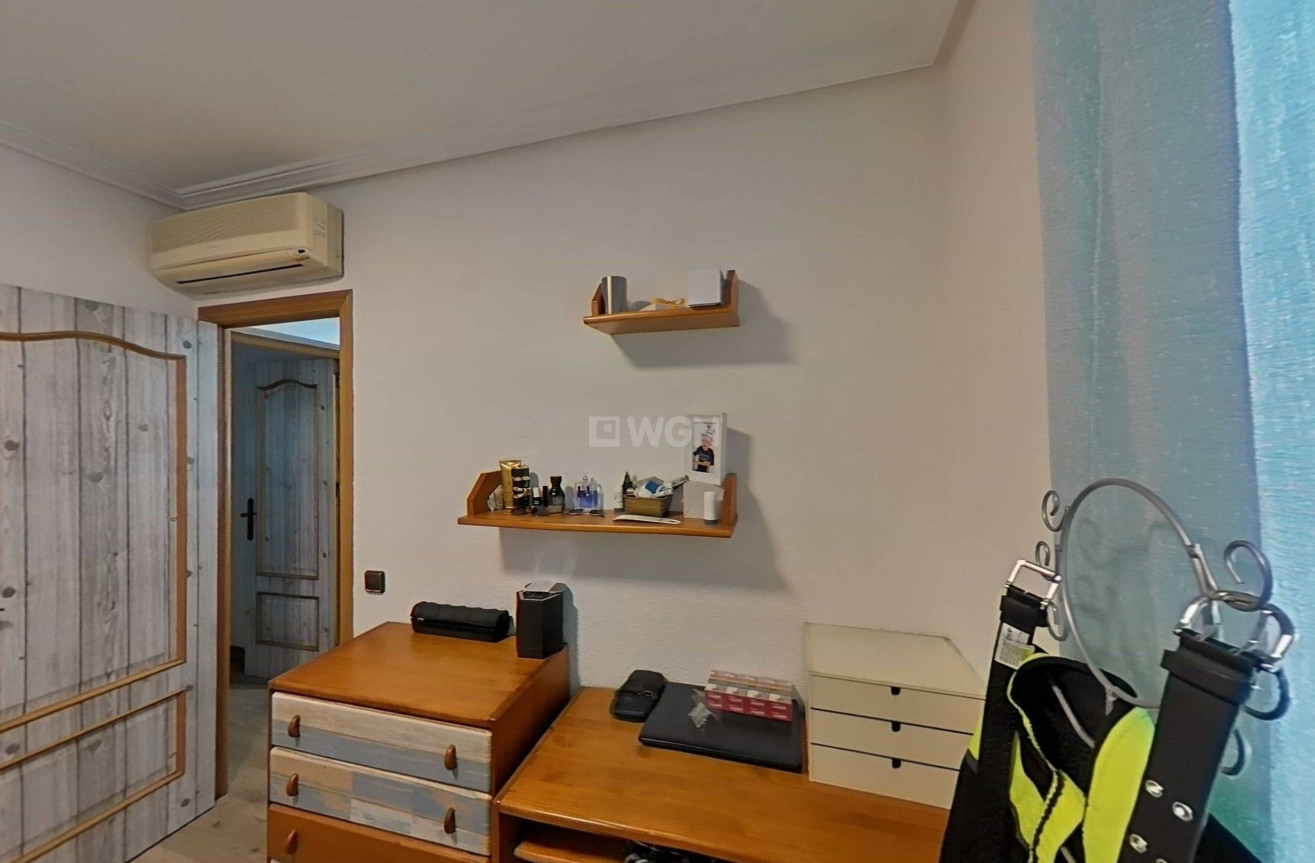 Wiederverkauf - Villa - Torrevieja - Los Balcones