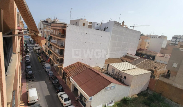 Odsprzedaż - Mieszkanie w bloku - Torrevieja - Centro
