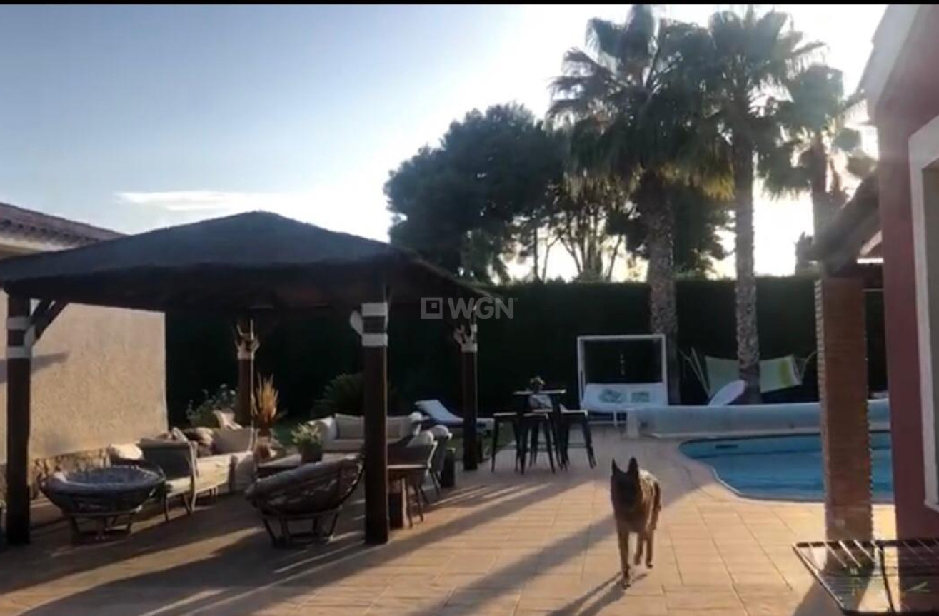 Resale - Villa - Elda - Inland