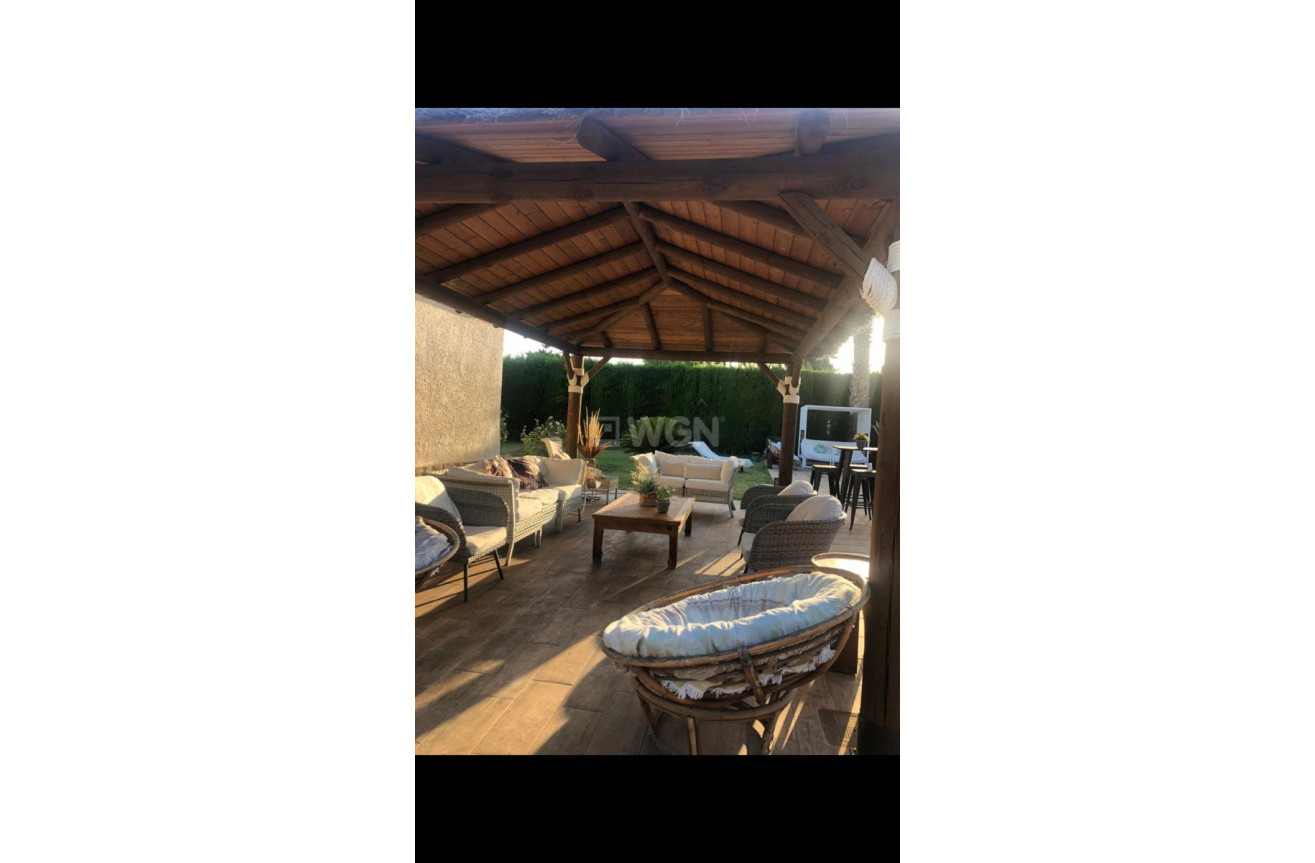 Resale - Villa - Elda - Inland