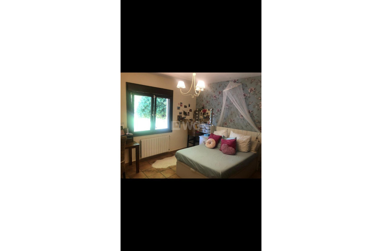 Resale - Villa - Elda - Inland