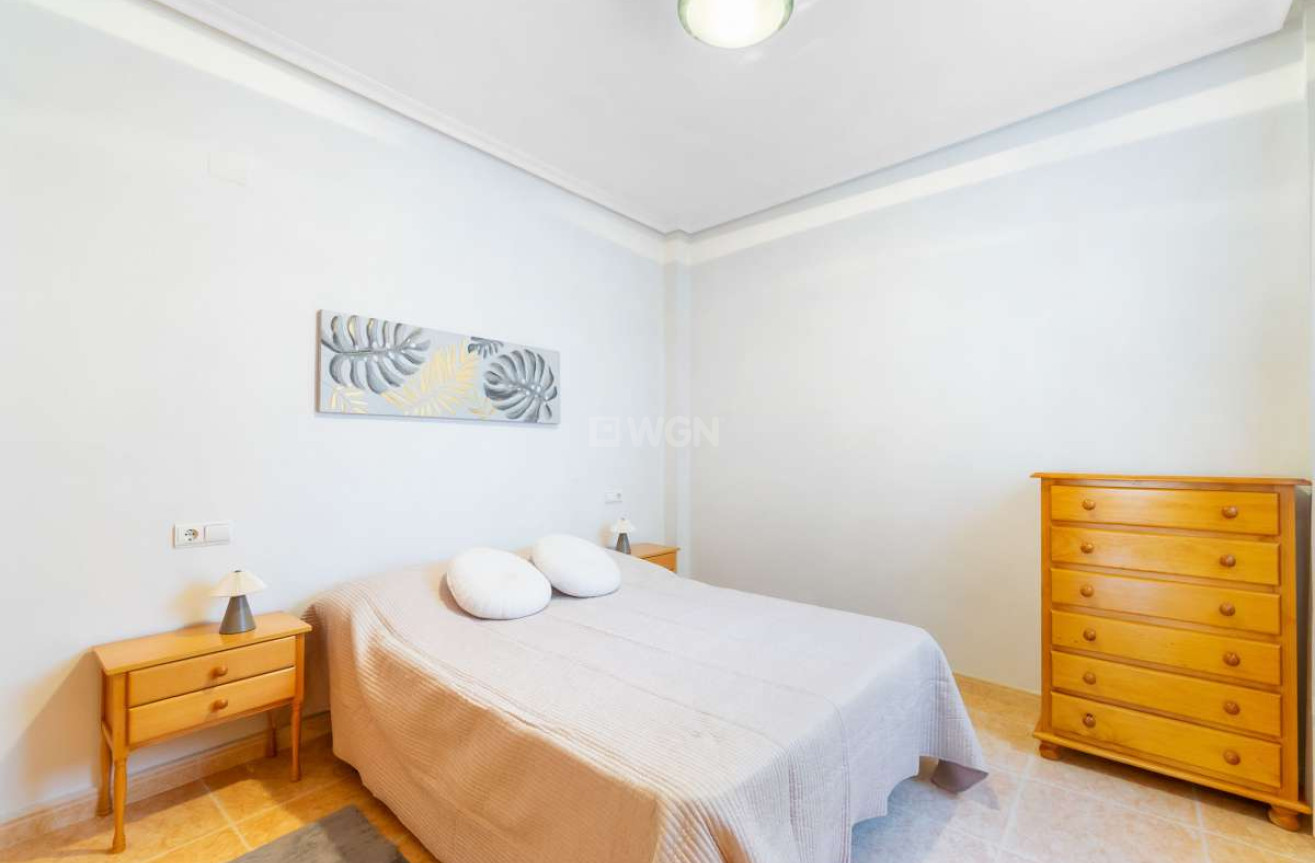 Odsprzedaż - Mieszkanie w bloku - Torrevieja - Costa Blanca