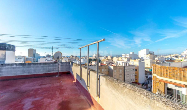 Odsprzedaż - Mieszkanie w bloku - Torrevieja - Costa Blanca