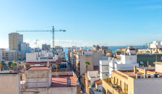 Odsprzedaż - Mieszkanie w bloku - Torrevieja - Costa Blanca