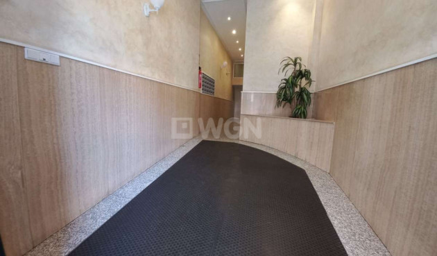 Odsprzedaż - Mieszkanie w bloku - Torrevieja - Costa Blanca