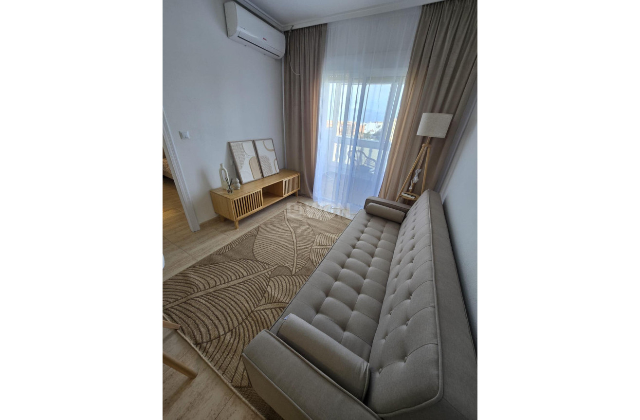 Resale - Apartment / flat - Torrevieja - Torreblanca