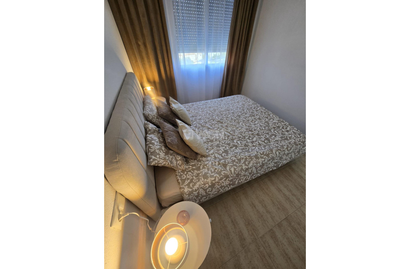 Resale - Apartment / flat - Torrevieja - Torreblanca