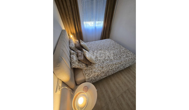 Resale - Apartment / flat - Torrevieja - Torreblanca